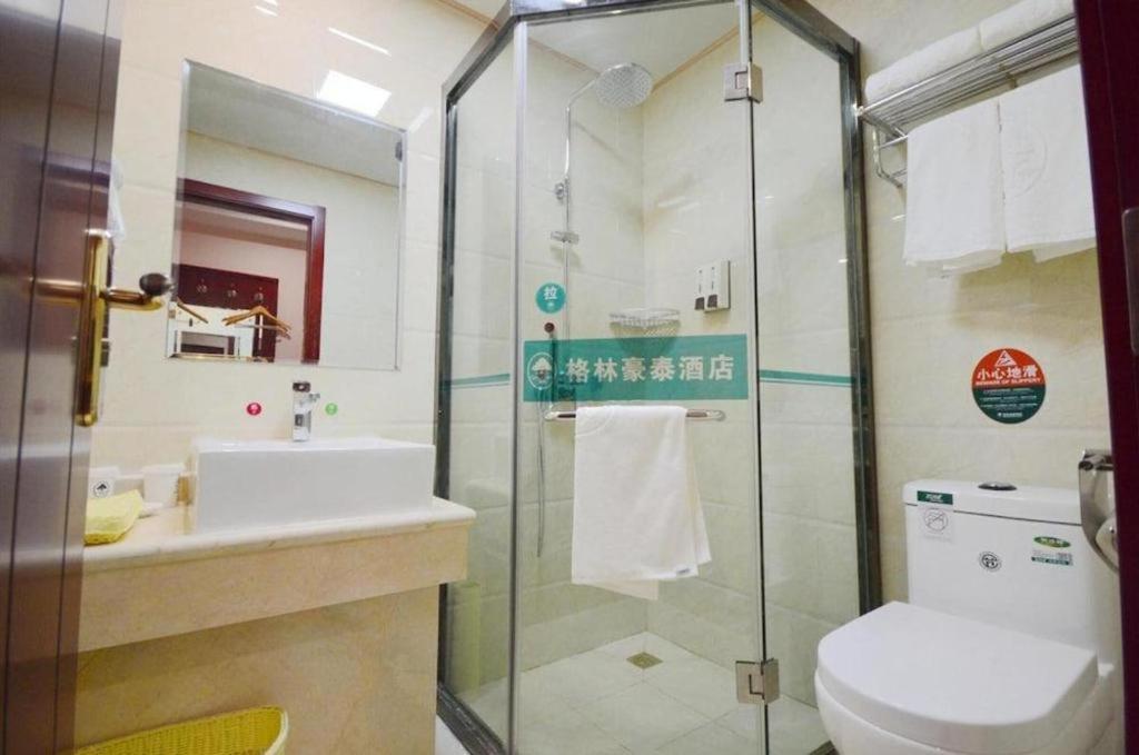 Greentree Inn Linyi Feixian Jianshe Road Express Hotel Kültér fotó