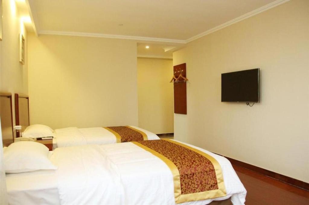 Greentree Inn Linyi Feixian Jianshe Road Express Hotel Kültér fotó