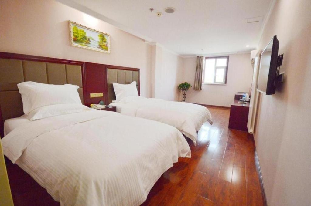 Greentree Inn Linyi Feixian Jianshe Road Express Hotel Kültér fotó