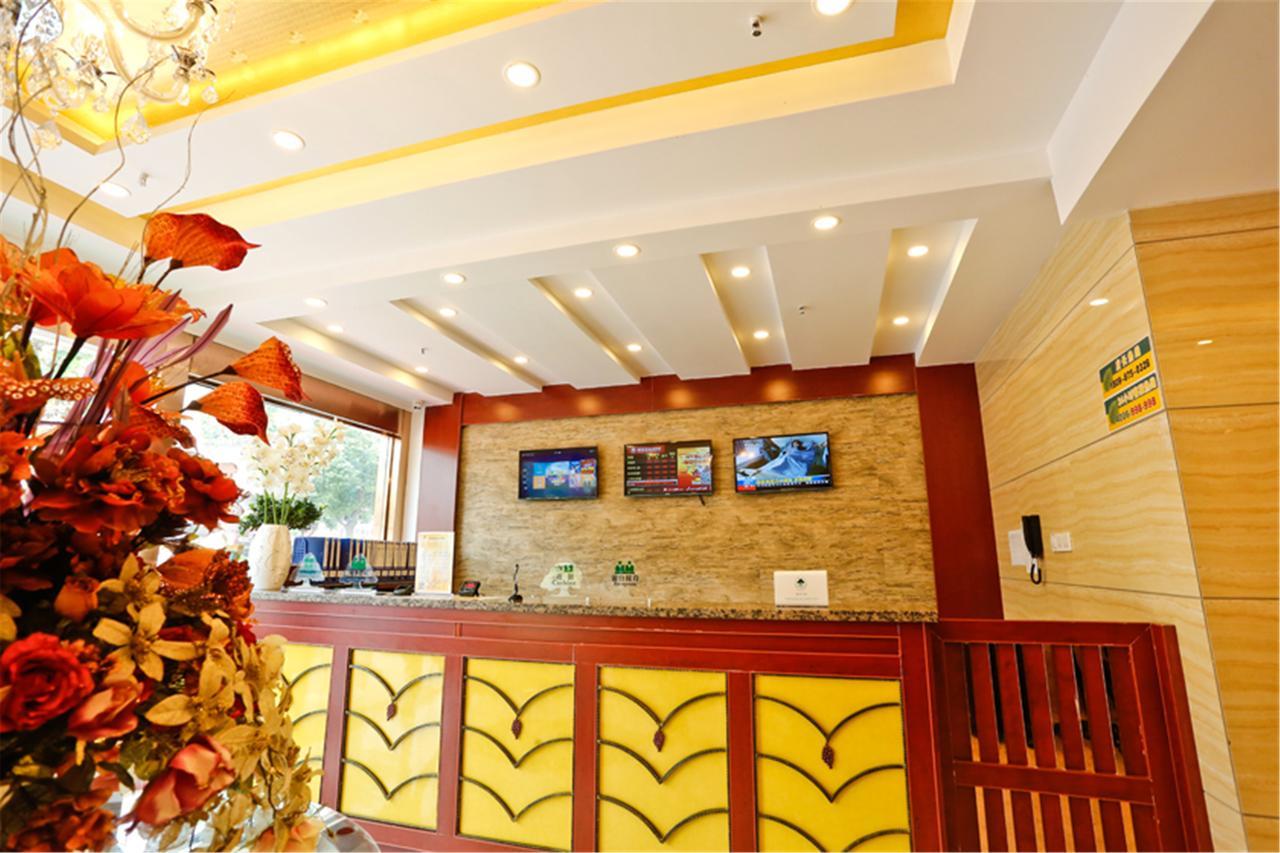 Greentree Inn Linyi Feixian Jianshe Road Express Hotel Kültér fotó